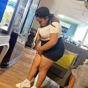 Meet your Posher, Ana